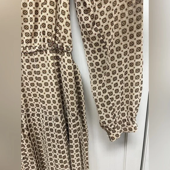 Banana Republic pleaded midi dress - Picture 8 of 11